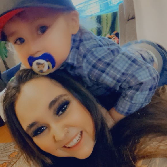 Meet your Posher, Taya - Picture 4 of 6